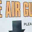 14 Air Guitares en Excellent Etat